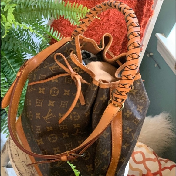 Pt 4 💕LV Noe GM w/ braided strap - Picture 3 of 17